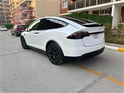 تسلا Model X